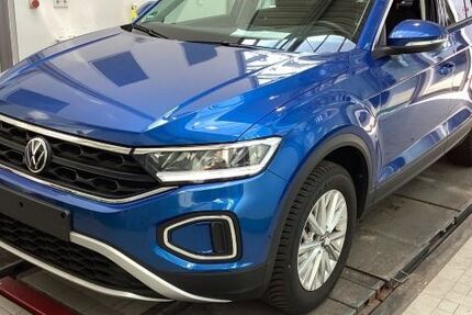 VW T-Roc 5.030 km 23.888 &euro; Hamburg 22303