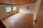 Dachgeschoßwohnung Herrenberg - 5 Zimmer, 105 m&sup2;, 1.350&euro; | Angebot:26385544