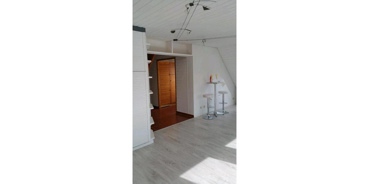 Dachgeschoßwohnung Künzelsau - 2 Zimmer, 50 m&sup2;, 155.000&euro; | Angebot:25992140