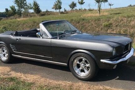 Ford Mustang 4.500 km 75.000 &euro; Runkel 65594