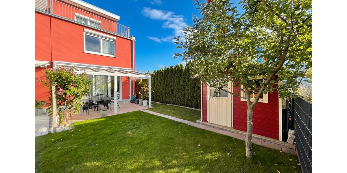 Reihenhaus Berlin Spandau - 5 Zimmer, 142 m&sup2;, 2.500&euro; | Angebot:26406625