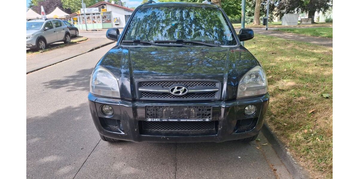 Hyundai TUCSON 208.000 km 2.399 &euro; lahr 77933
