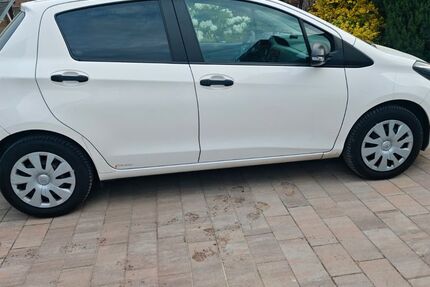 Toyota Yaris 92.650 km 7.290 &euro; Cottbus 03051