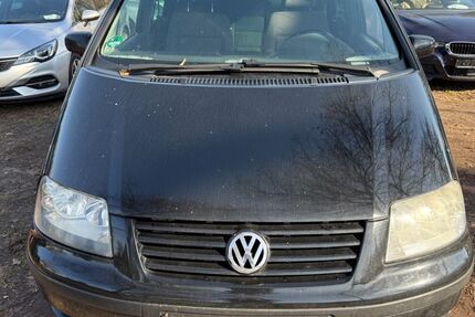 VW Sharan 289.889 km 1.299 &euro; Bad Fallingbostel 29683