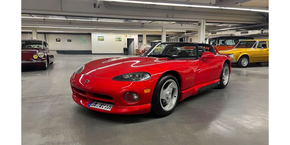 Dodge Viper 19.368 km 71.900 &euro; Velbert 42551