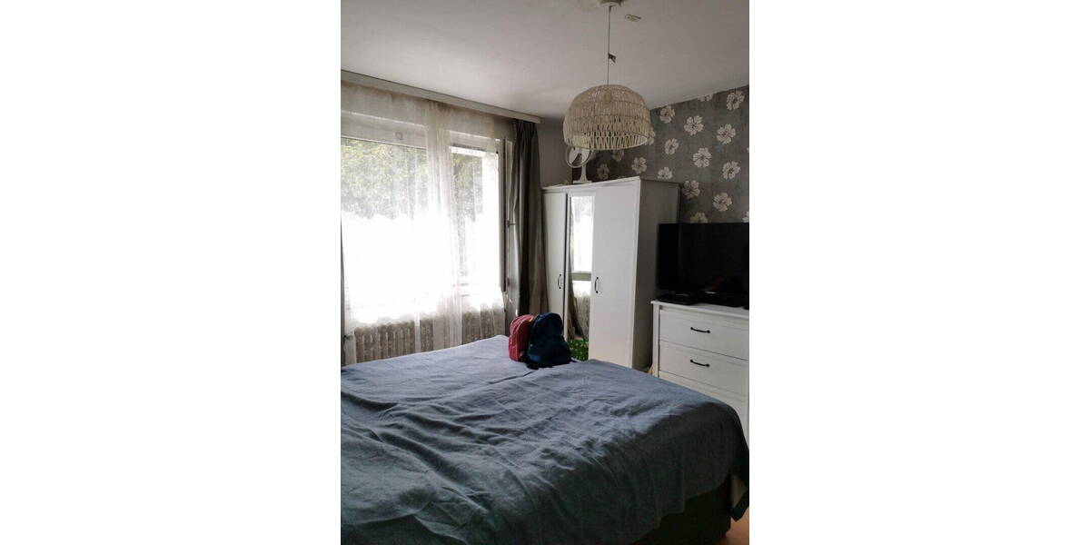 Etagenwohnung Duisburg Untermeiderich - 4 Zimmer, 100 m&sup2;, 579&euro; | Angebot:26283855