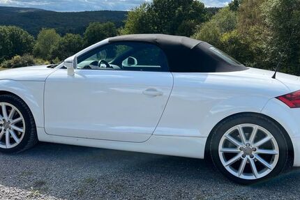 Audi TT 99.147 km 11.800 &euro; Partenstein 97846