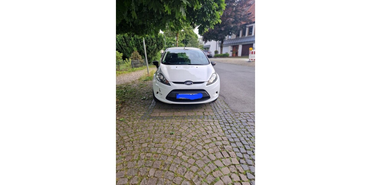 Ford Fiesta 190.000 km 3.500 &euro; Paderborn 33104