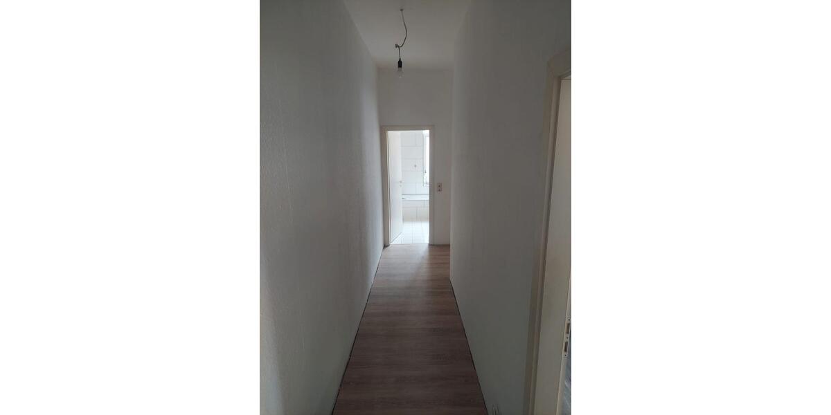 Erdgeschoßwohnung Stadtoldendorf - 3 Zimmer, 83 m&sup2;, 435&euro; | Angebot:26412524