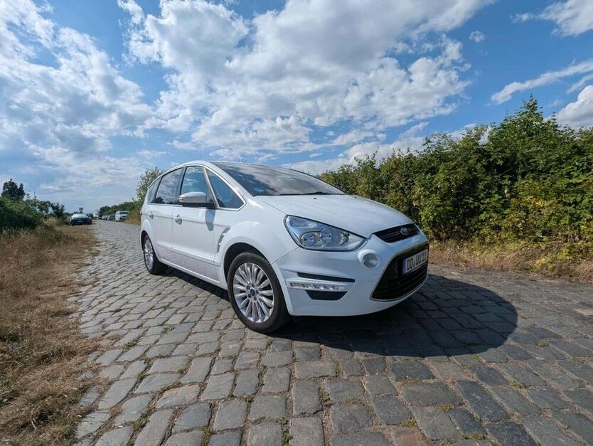S-Max