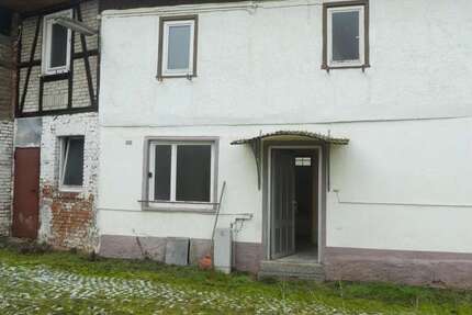 Haus zum Kaufen in Butzbach 210.000 € 124 m² 4 zimmer