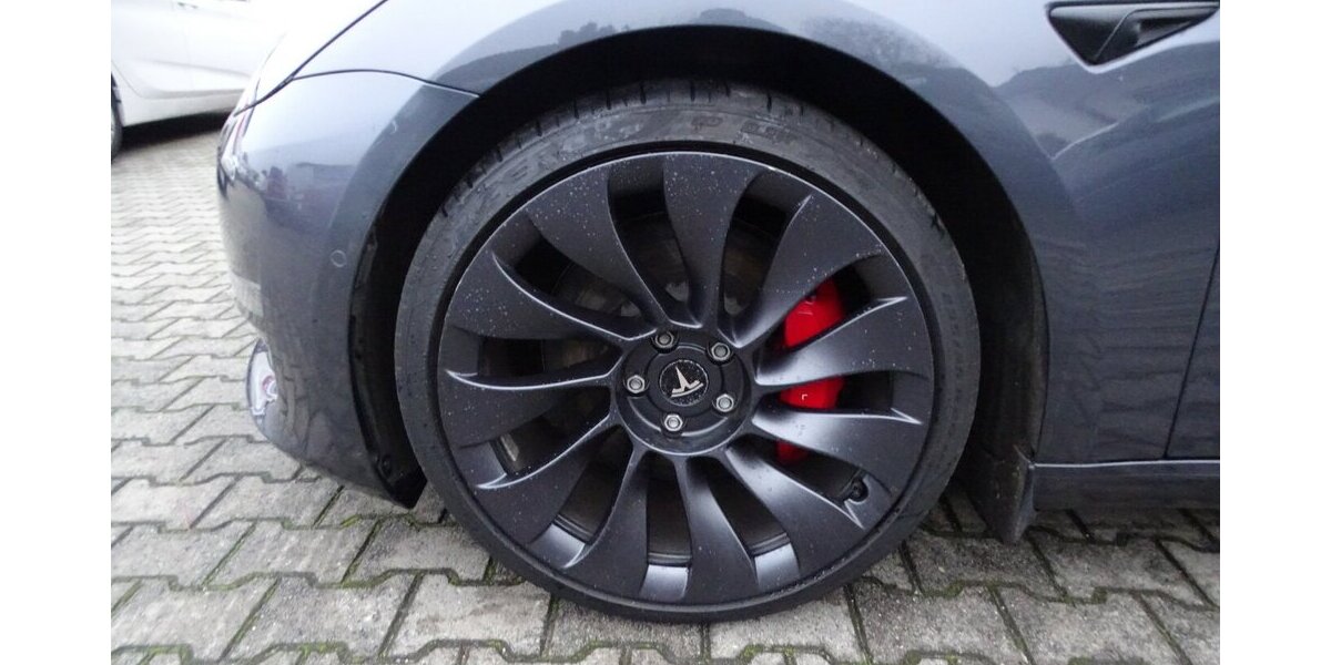 Tesla Model 3 Performance 38.031 km 29.890 &euro; Rodgau 63110