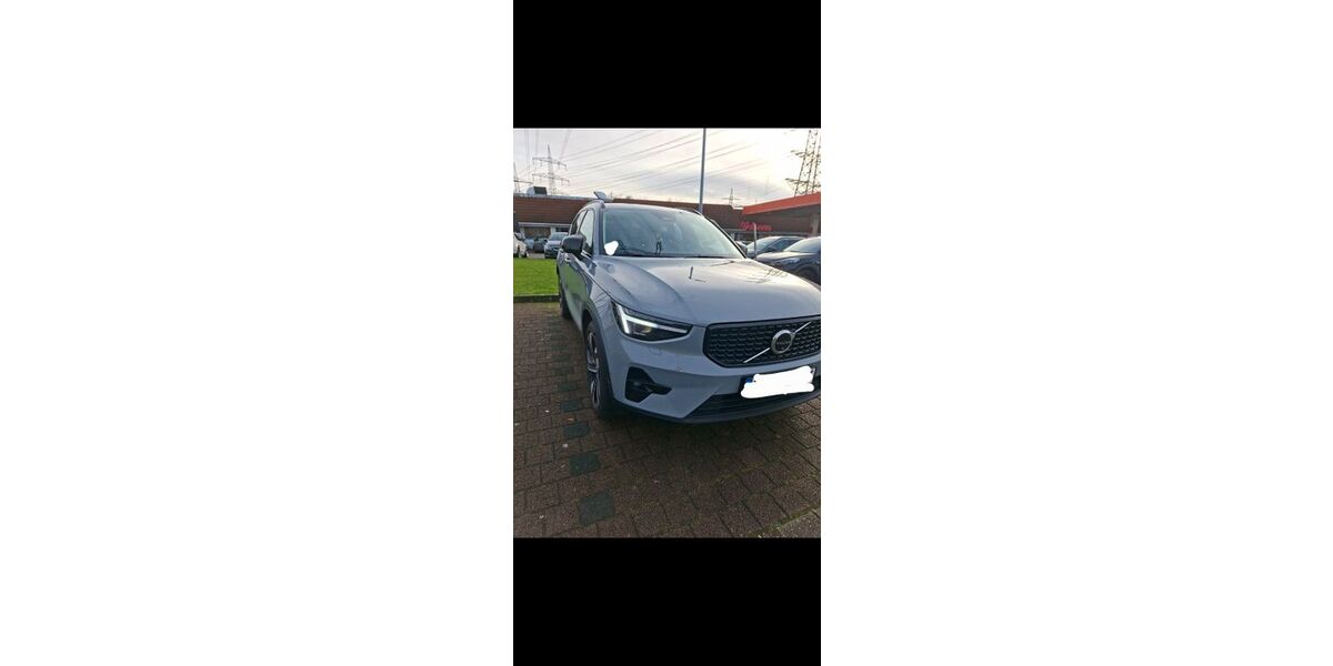 Volvo XC40 38.000 km 39.700 € Köln 51109