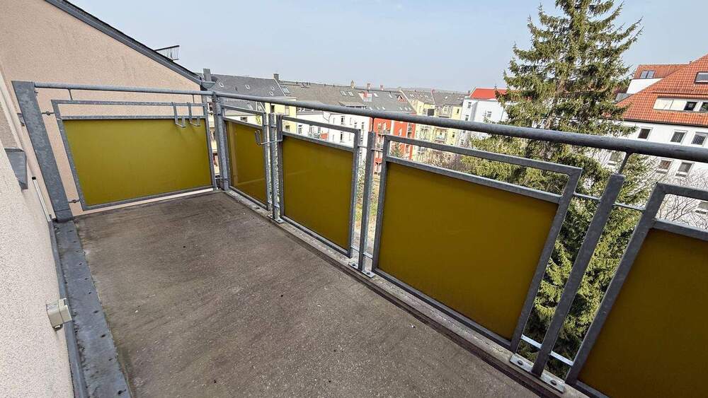 Etagenwohnung Chemnitz Lutherviertel - 3 Zimmer, 74 m&sup2;, 450&euro; | Angebot:25676378