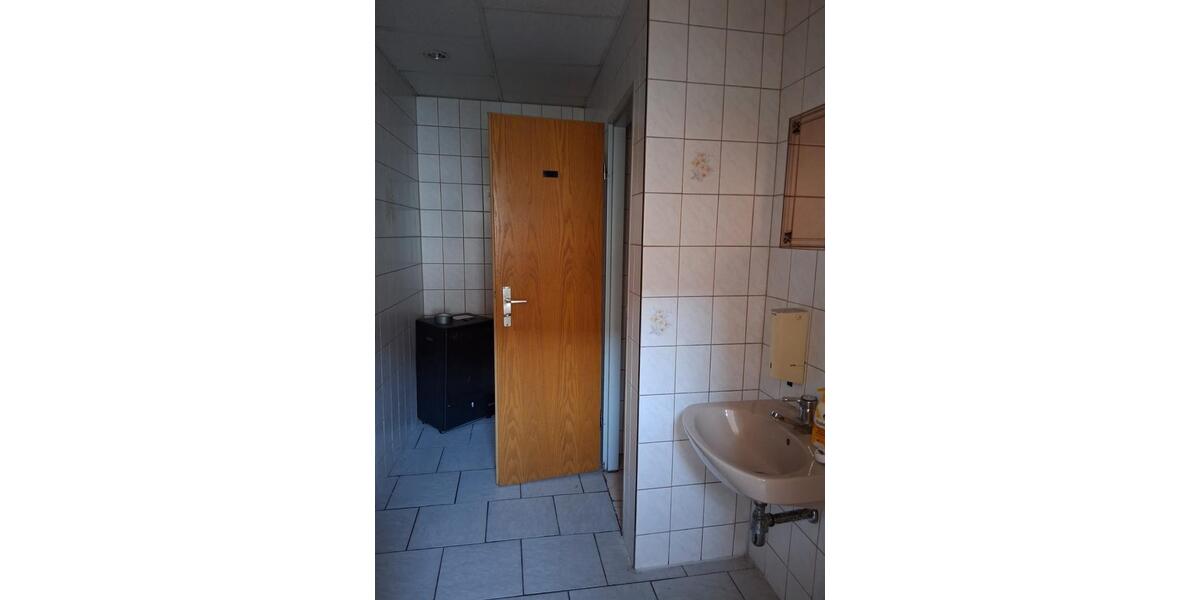 Gewerbeobjekt Mücheln (Geiseltal) - 250&euro; | Angebot:26145564