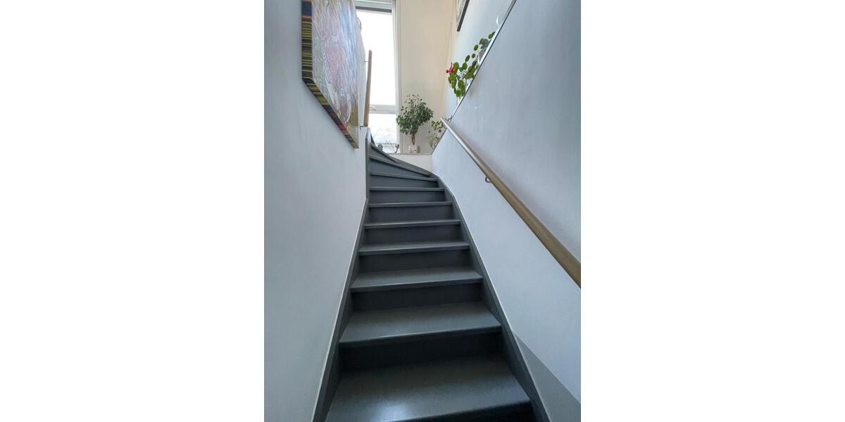 Dachgeschoßwohnung Hannover Vahrenwald-List - 3 Zimmer, 130 m&sup2;, 1.650&euro; | Angebot:24983588