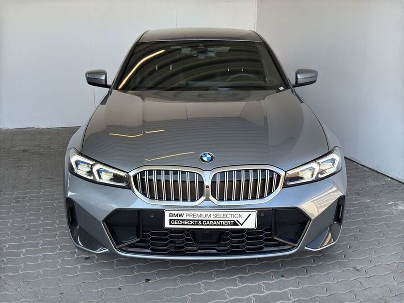 320