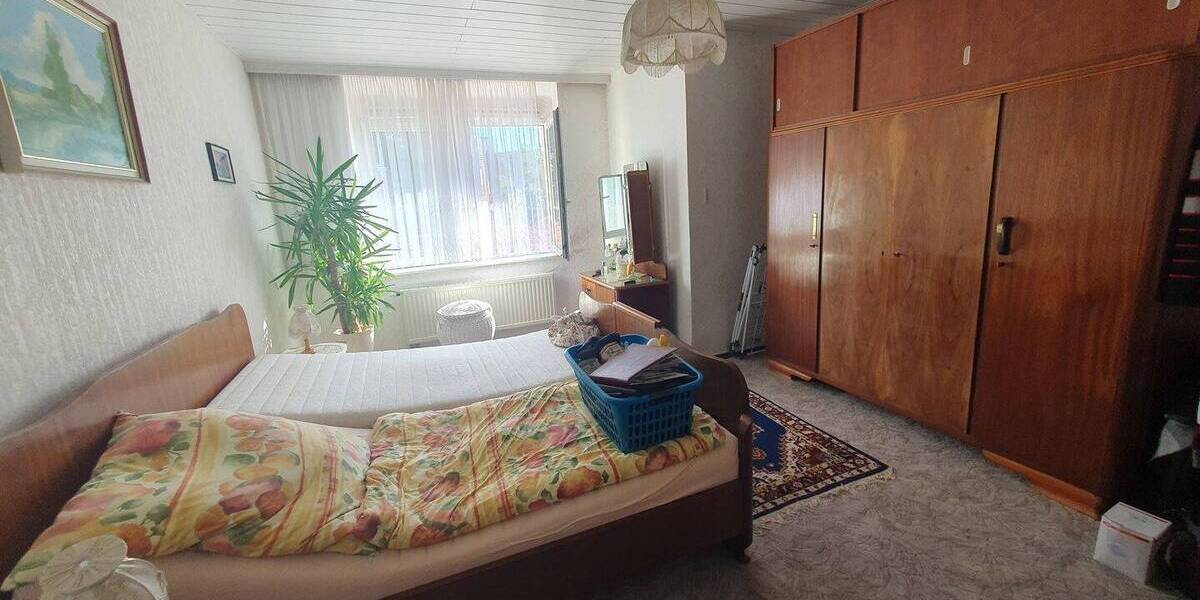 Doppelhaushälfte Bad Schmiedeberg - 4 Zimmer, 104 m&sup2;, 109.000&euro; | Angebot:25665773