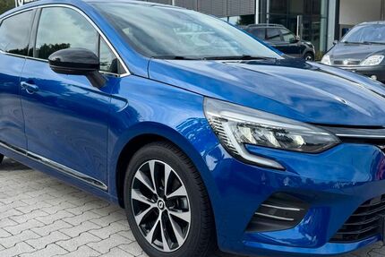 Renault Clio 33.000 km 15.490 &euro; Wiesmoor 26639