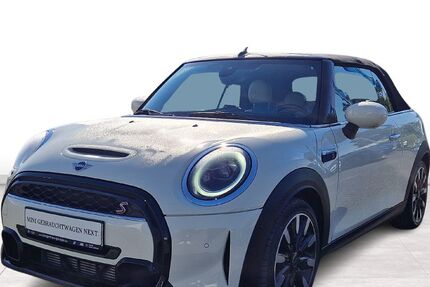Mini Cooper S Cabrio 35.605 km 29.938 € Erfurt 99087