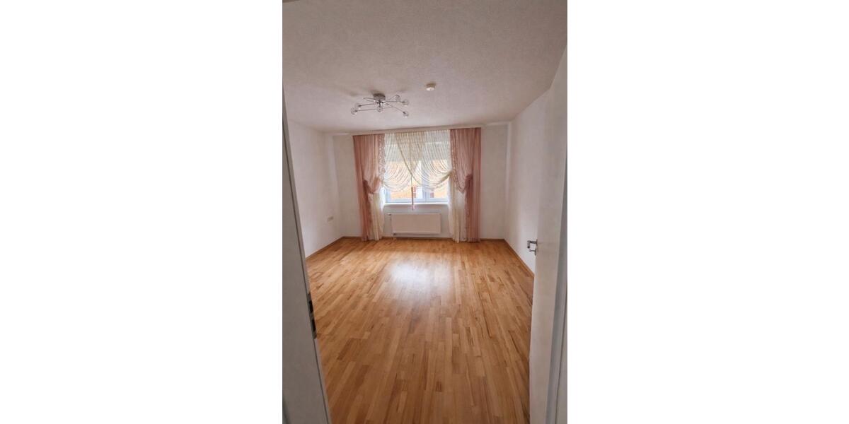 Mehrfamilienhaus, Wohnhaus Ellwangen (Jagst) - 7 Zimmer, 100 m&sup2;, 579.000&euro; | Angebot:27048376