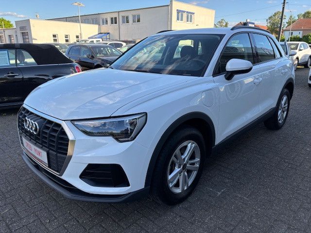 Audi Q3 35.560 km 26.990 &euro; Brandenburg 14770