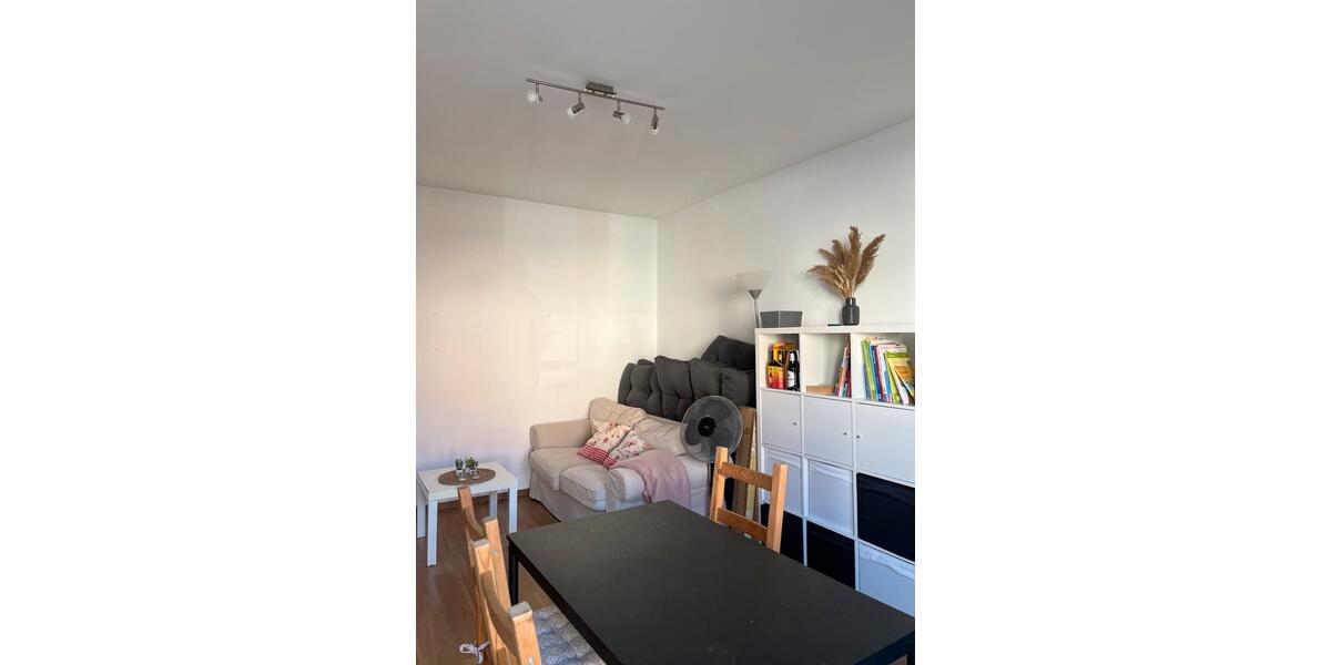 Etagenwohnung Hildesheim - 3 Zimmer, 20 m&sup2;, 480&euro; | Angebot:26415995