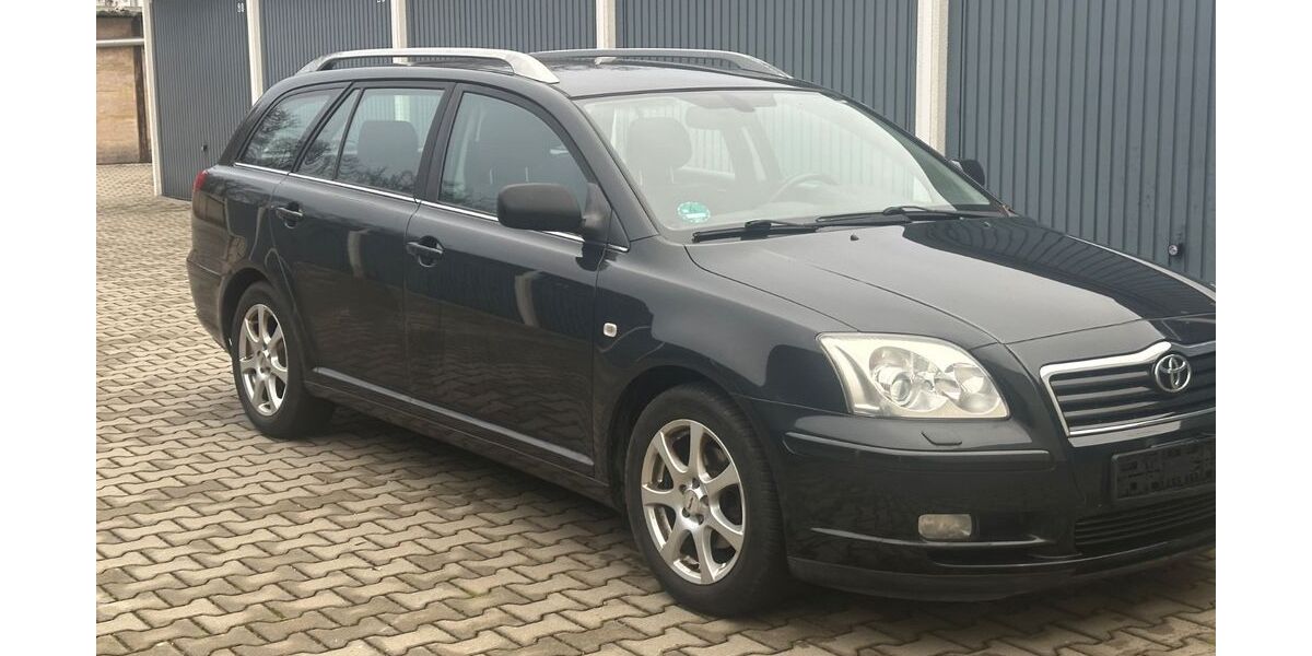 Toyota Avensis 205.000 km 2.250 &euro; Markkleeberg 04416