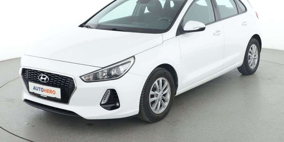 Hyundai i30 70.593 km 10.600 &euro; Köln 50739