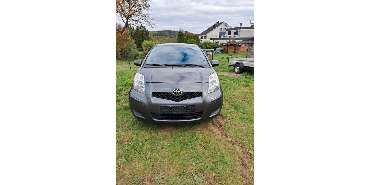 Toyota Yaris 139.000 km 3.500 &euro; idar-Oberstein 55743