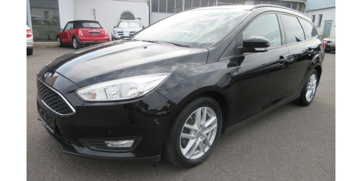 Ford Focus 143.500 km 6.995 &euro; Tauberbischofsheim 97941