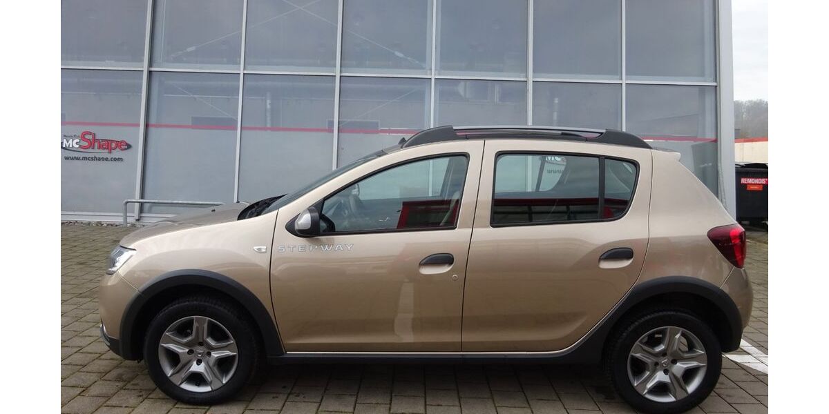 Dacia Sandero 72.000 km 11.250 &euro; Steißlingen 78256