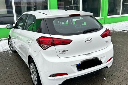 Hyundai i20 118.000 km 5.899 &euro; Aarbergen 65326