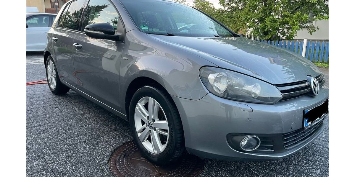 VW Golf 234.000 km 6.690 &euro; Waldbröl 51545