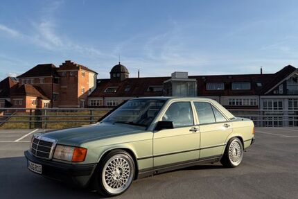 Mercedes-Benz 190 92.000 km 12.900 &euro; Schorndorf 73614