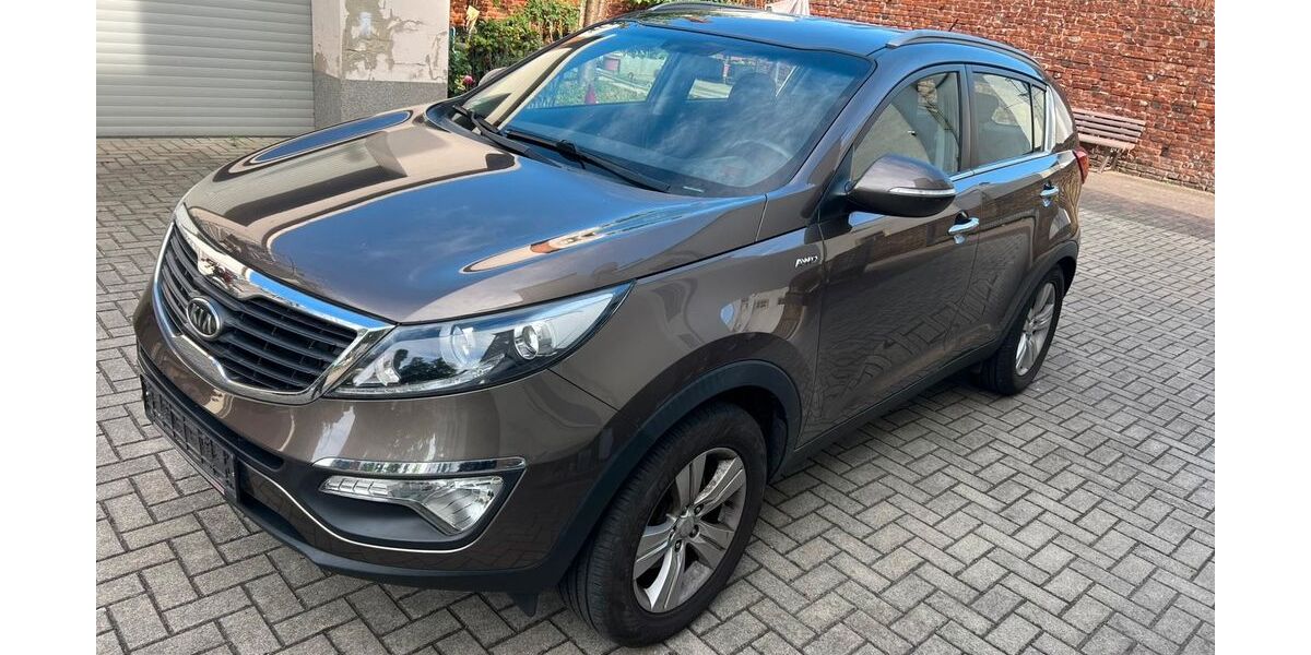 Kia Sportage 178.000 km 7.999 &euro; Dresden 01139