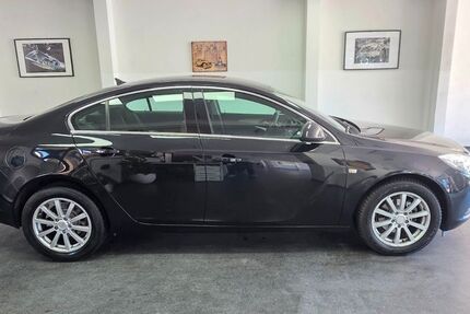 Opel Insignia 45.000 km 7.990 &euro; Asperg/Ludwigsburg bei Stuttgart 71679