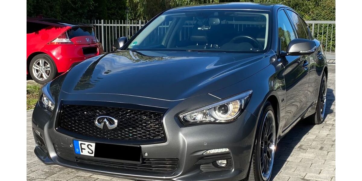 INFINITI Q50 137.884 km 18.900 &euro; Neufahrn bei Freising 85375