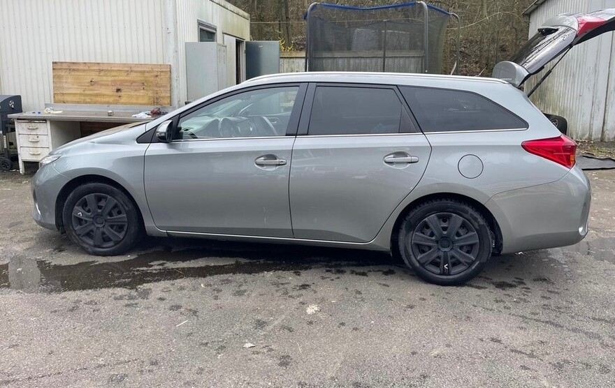 Auris Touring