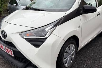 Toyota Aygo (X) 246.998 km 4.290 € Kahla / Thüringen 07768