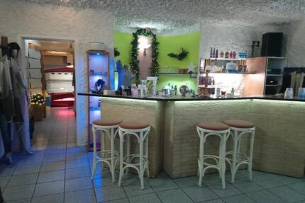 Sonnen- und Beautystudio in Schöneck Kilianstädten abzugeben. zimmer