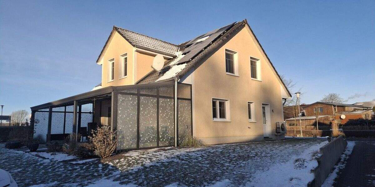 Einfamilienhaus Süderbrarup - 5 Zimmer, 139 m&sup2;, 469.000&euro; | Angebot:25313821