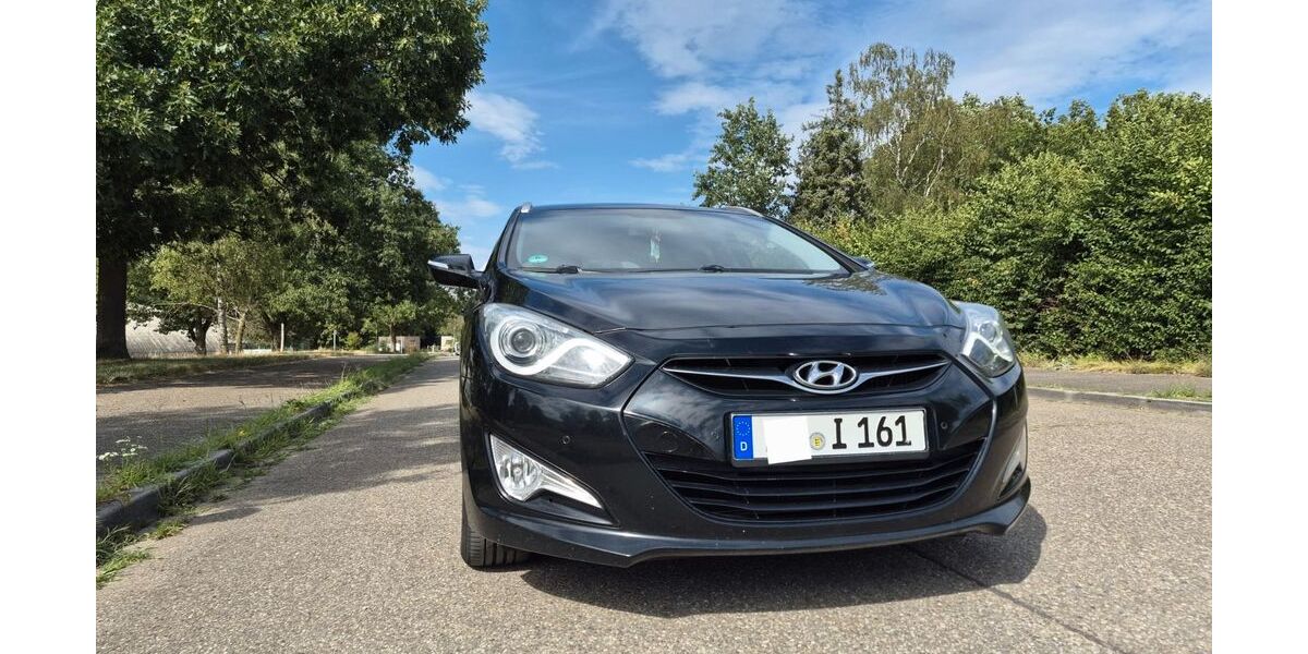 Hyundai i40 248.900 km 4.299 &euro; Rastatt 76438