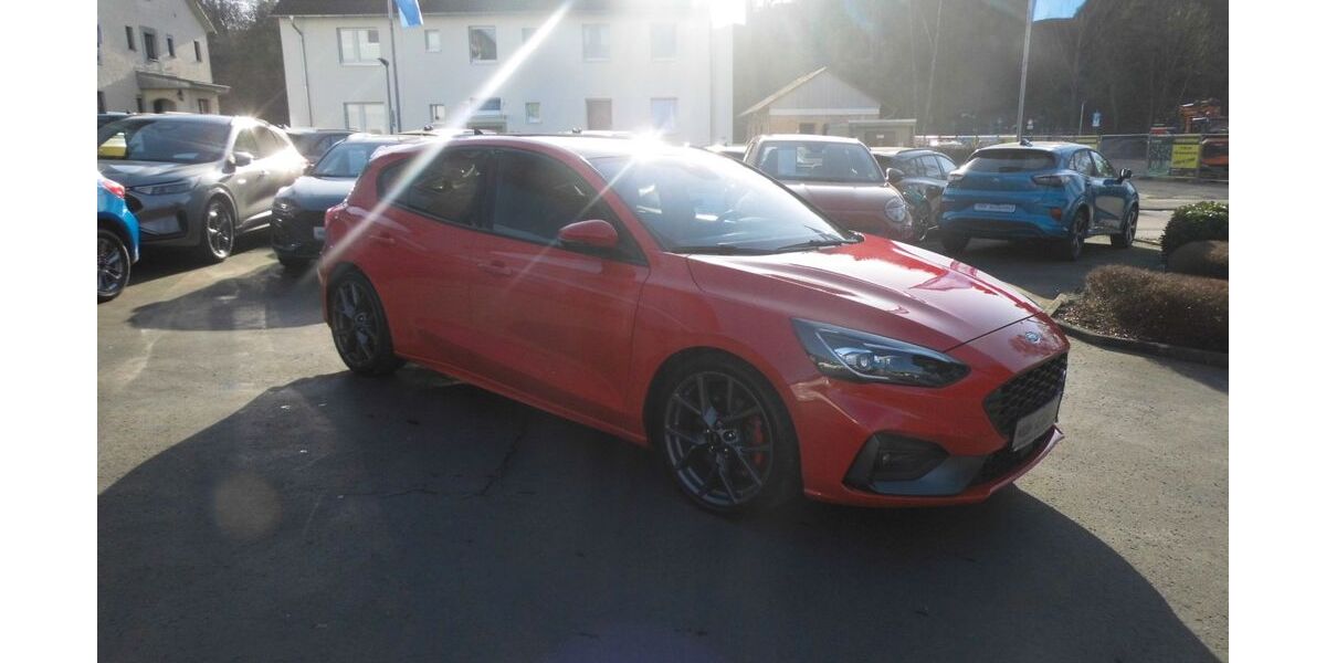 Ford Focus 102.200 km 18.400 &euro; Neukirchen 34626