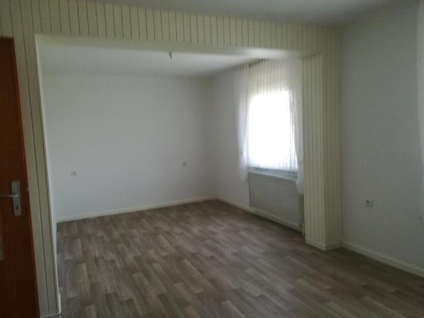 Doppelhaushälfte wartet auf ruhige und nette Mieter zimmer