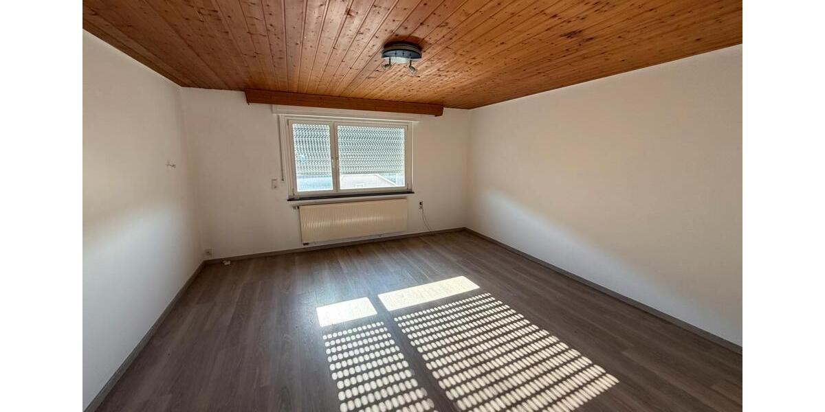 Mehrfamilienhaus, Wohnhaus Bad Mergentheim - 7 Zimmer, 166 m&sup2;, 530.000&euro; | Angebot:27128988