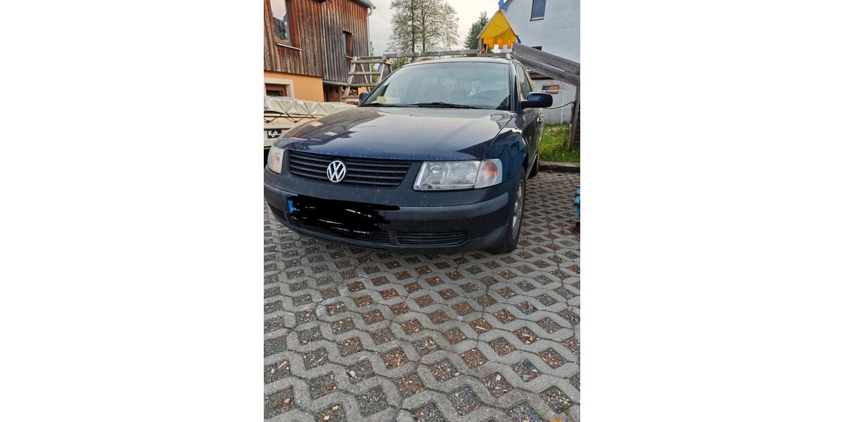 VW Passat Variant 451.000 km 1.799 &euro; Drebach 09430