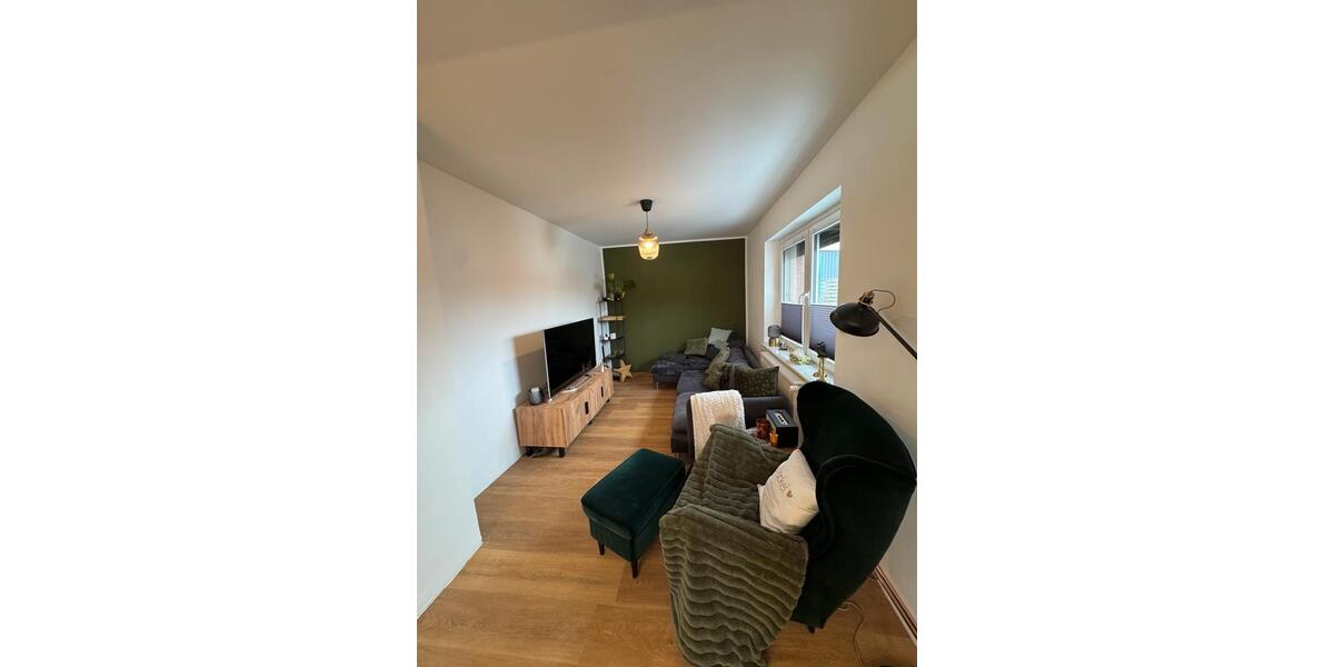 Erdgeschoßwohnung Rühen - 3 Zimmer, 86 m&sup2;, 800&euro; | Angebot:25512119