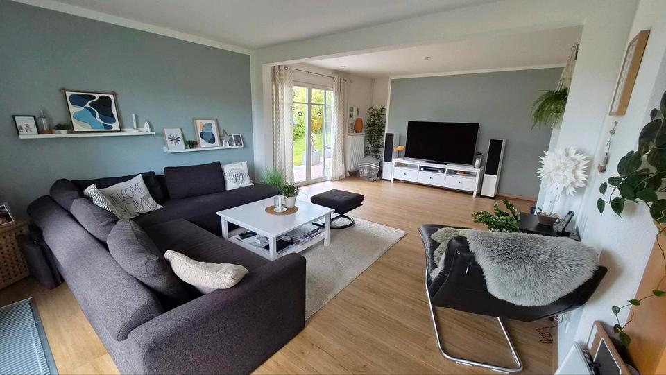 Einfamilienhaus Flintbek - 5 Zimmer, 184 m&sup2;, 2.400&euro; | Angebot:26255590