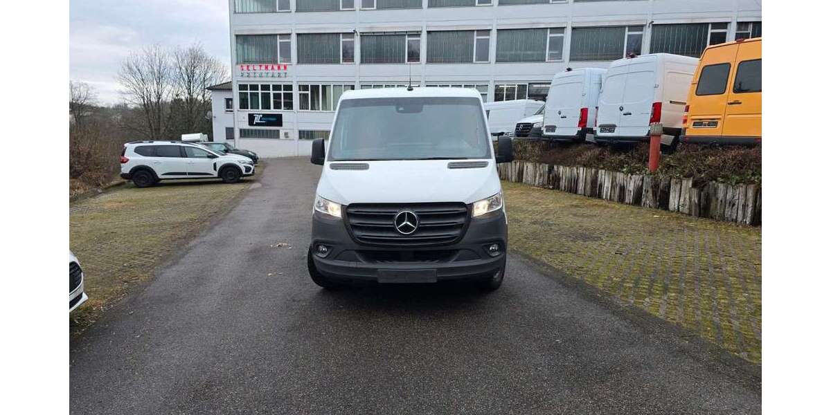 Mercedes-Benz Sprinter 176.629 km 22.551 &euro; Herscheid 58849